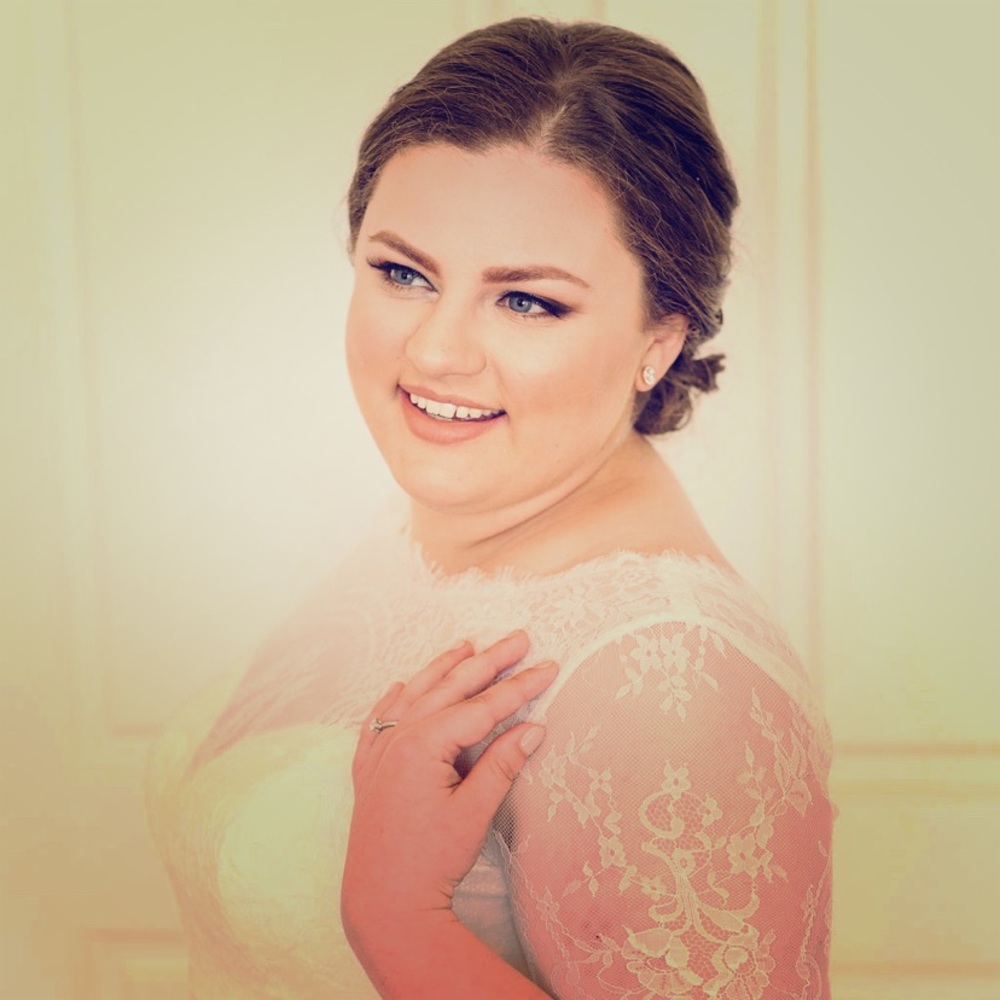 Meet your Posher, Alexandra